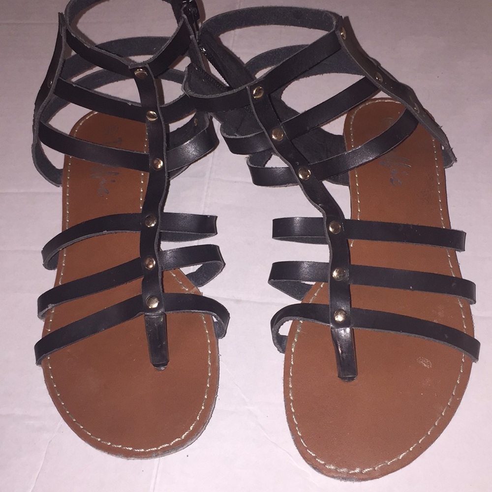 Size 10 for women